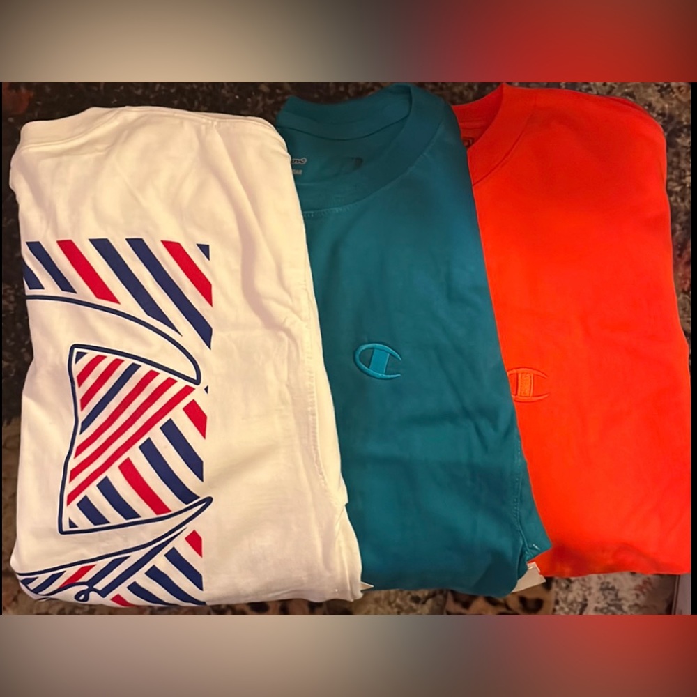 Champion Shirts Size Small